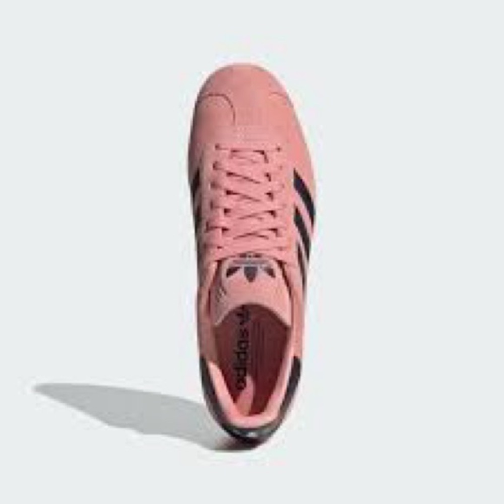 NIB NWT Men's Size 11.5 Adidas Gazelle in Pink with Black Stripes🔥🔥 - Picture 9 of 15